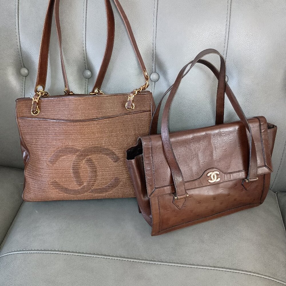 CHANEL HANDBAGS (2)